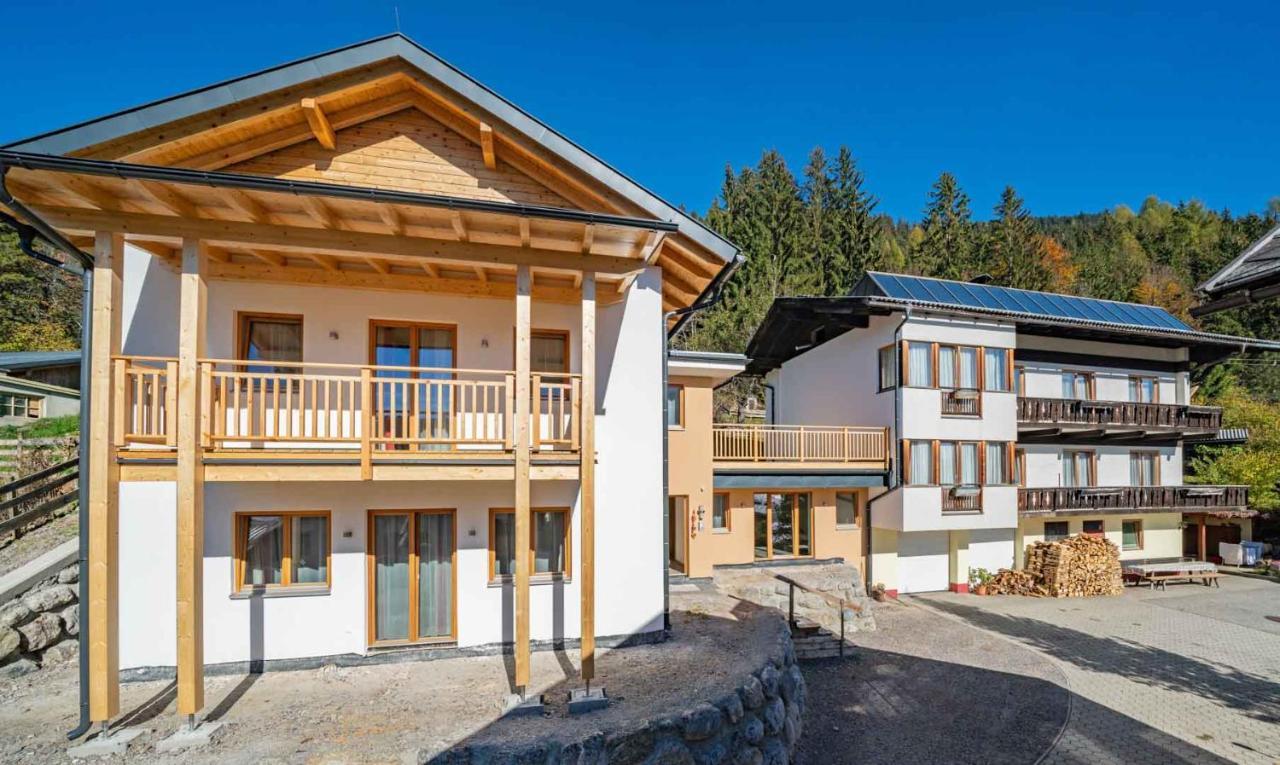 Hotel Haus Schluder - Familie Stanitzer Weissensee Exterior foto